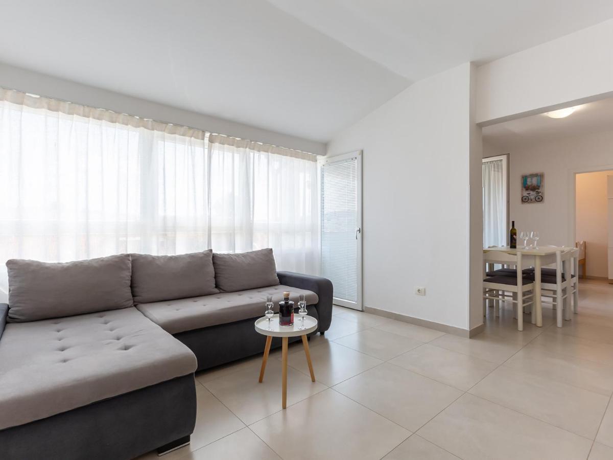 Amoroso Apartment 200M From Sea Porec Esterno foto