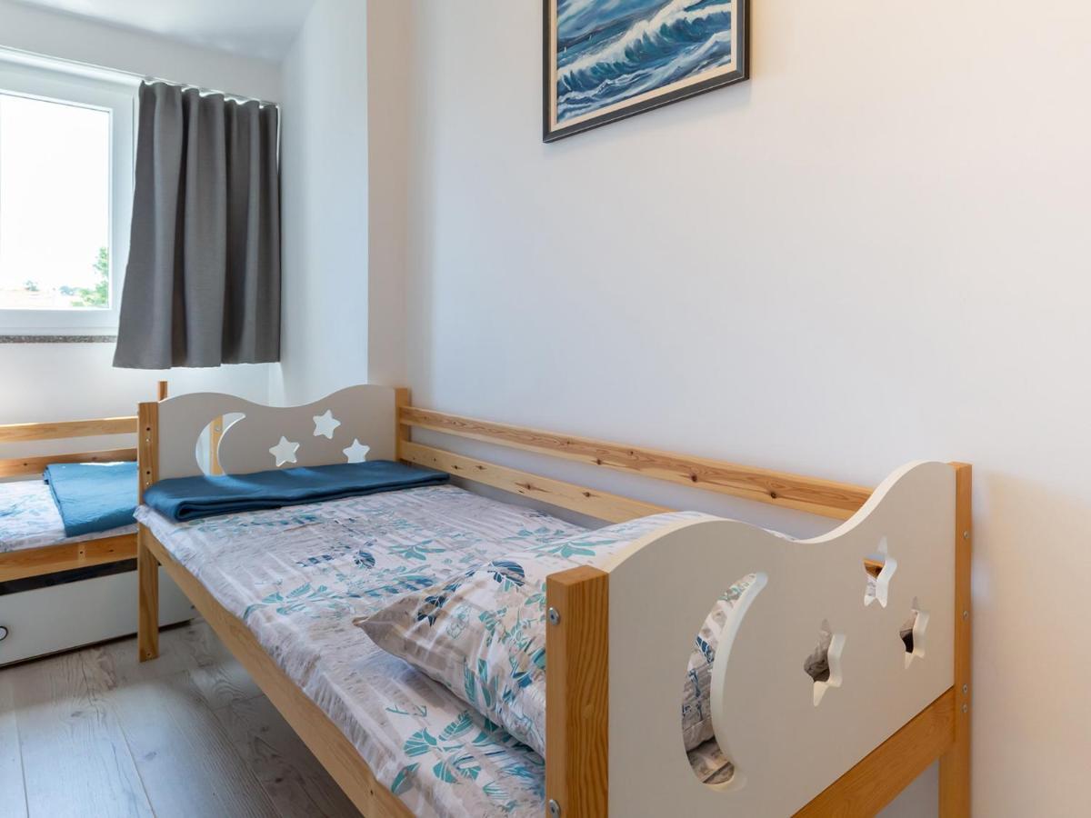 Amoroso Apartment 200M From Sea Porec Esterno foto
